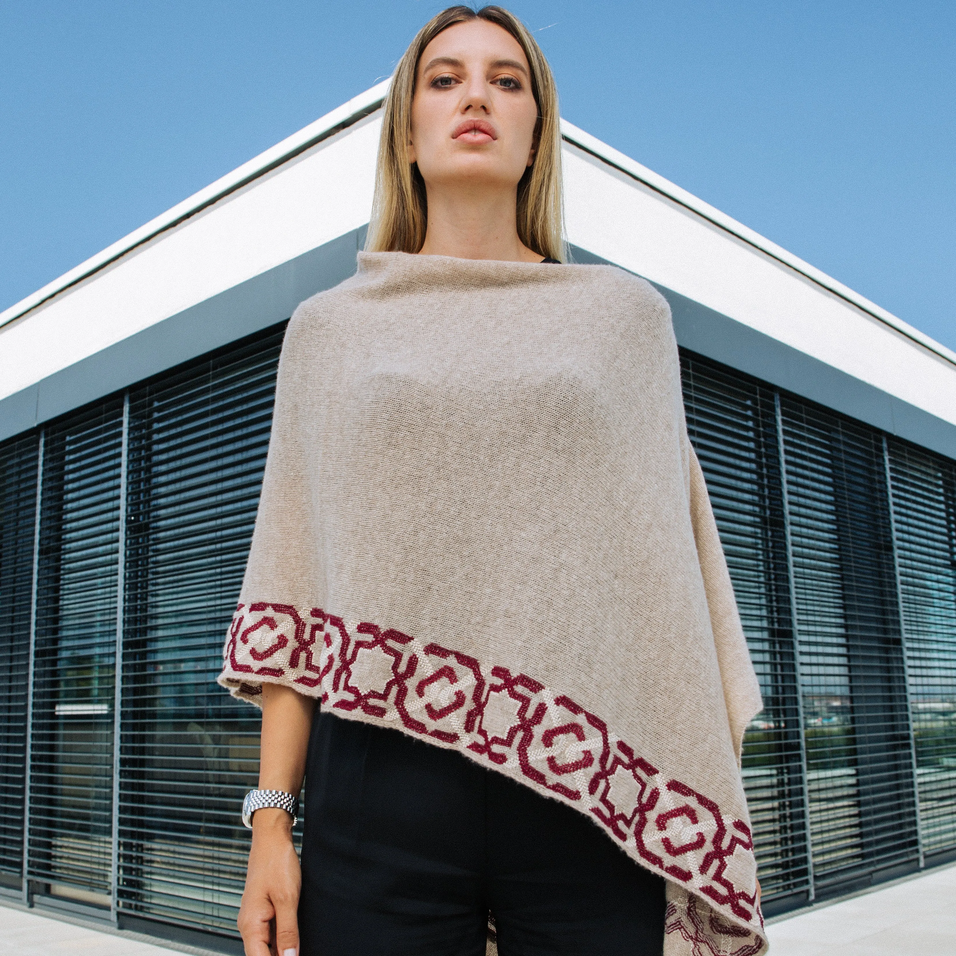 BEIGE CASHMERE PONCHO