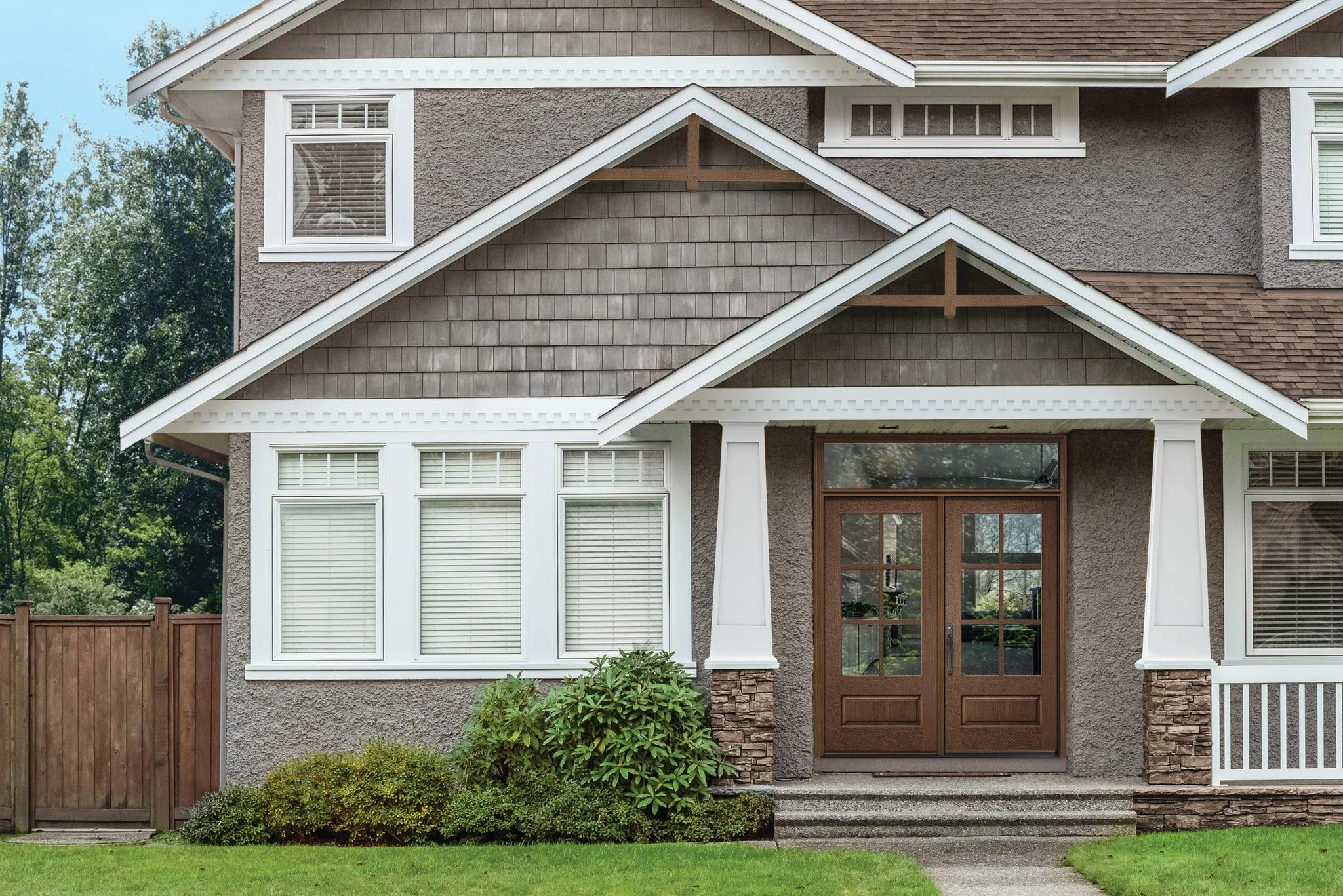 Gable Bracket Pediment - Meier Chamfered